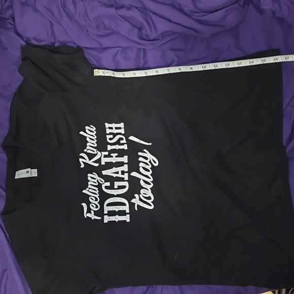 Women's Graphic Tshirt - Picture 6 of 6